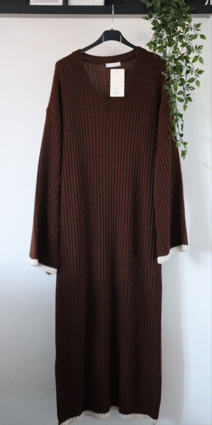 Damen Strickkleid mit weiten Ärmeln