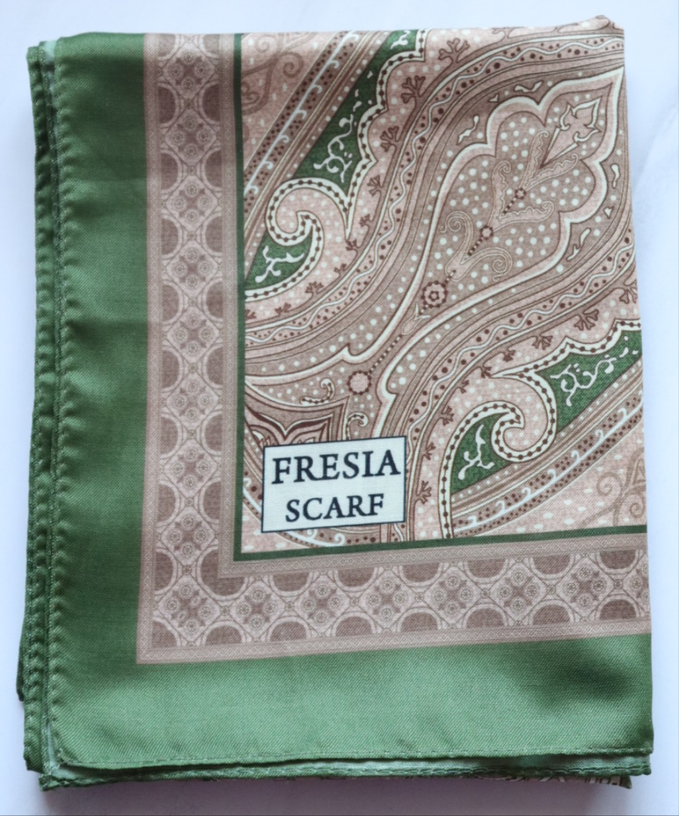 FRESIA-Scarf, Retro-Hijab Schal aus Seidenstoff/Baumwolle