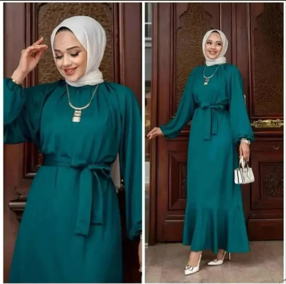 Damen Kleid mit Rüschen