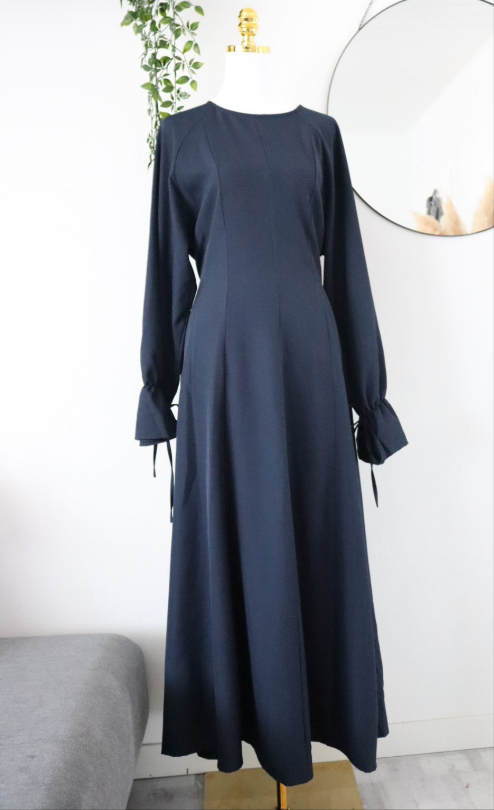 Damen Hijabkleid mit Rückenschnürung