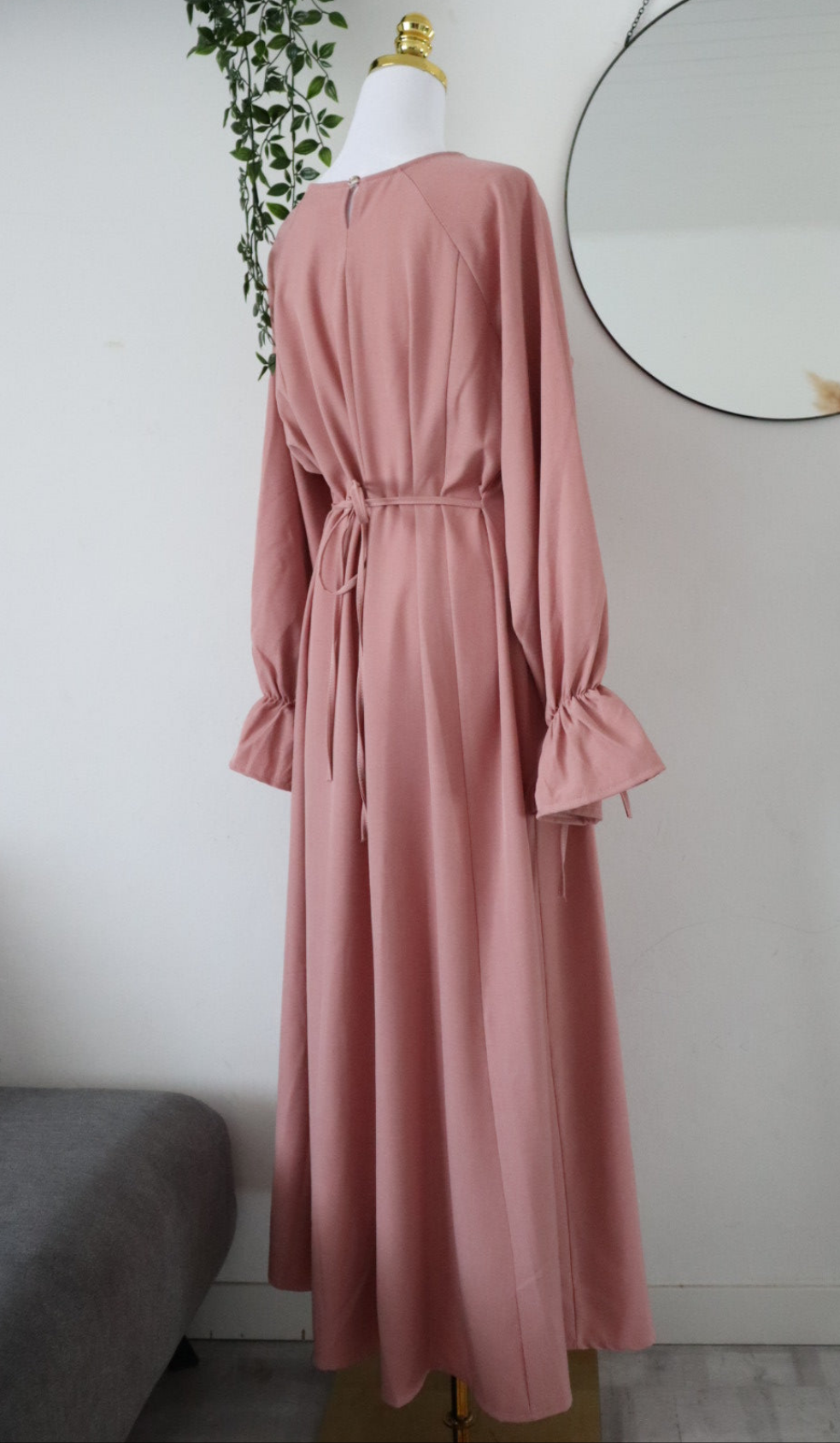 Damen Hijabkleid mit Rückenschnürung