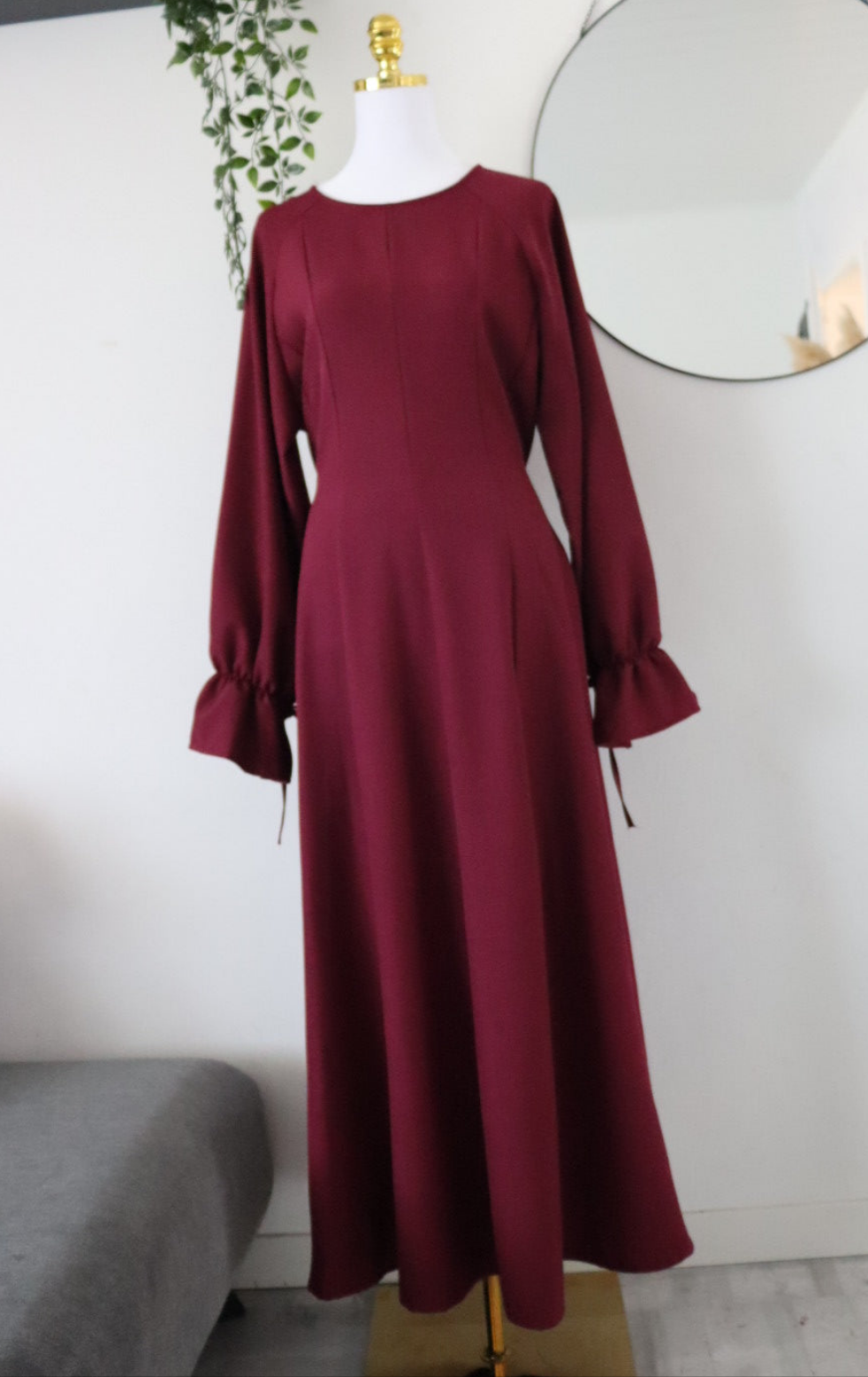 Damen Hijabkleid mit Rückenschnürung