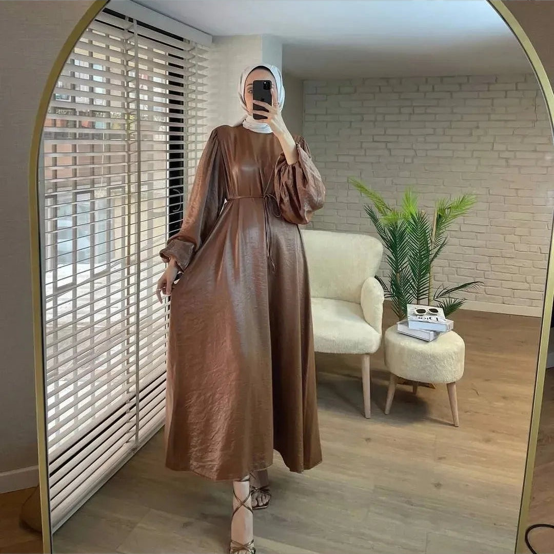 Damen glänzende Satin- Kleid