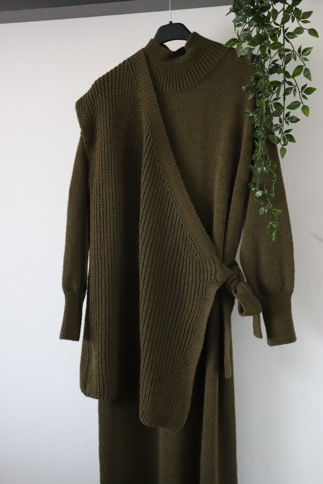 Damen Zweiteiler, Strickkleid mit Strickweste