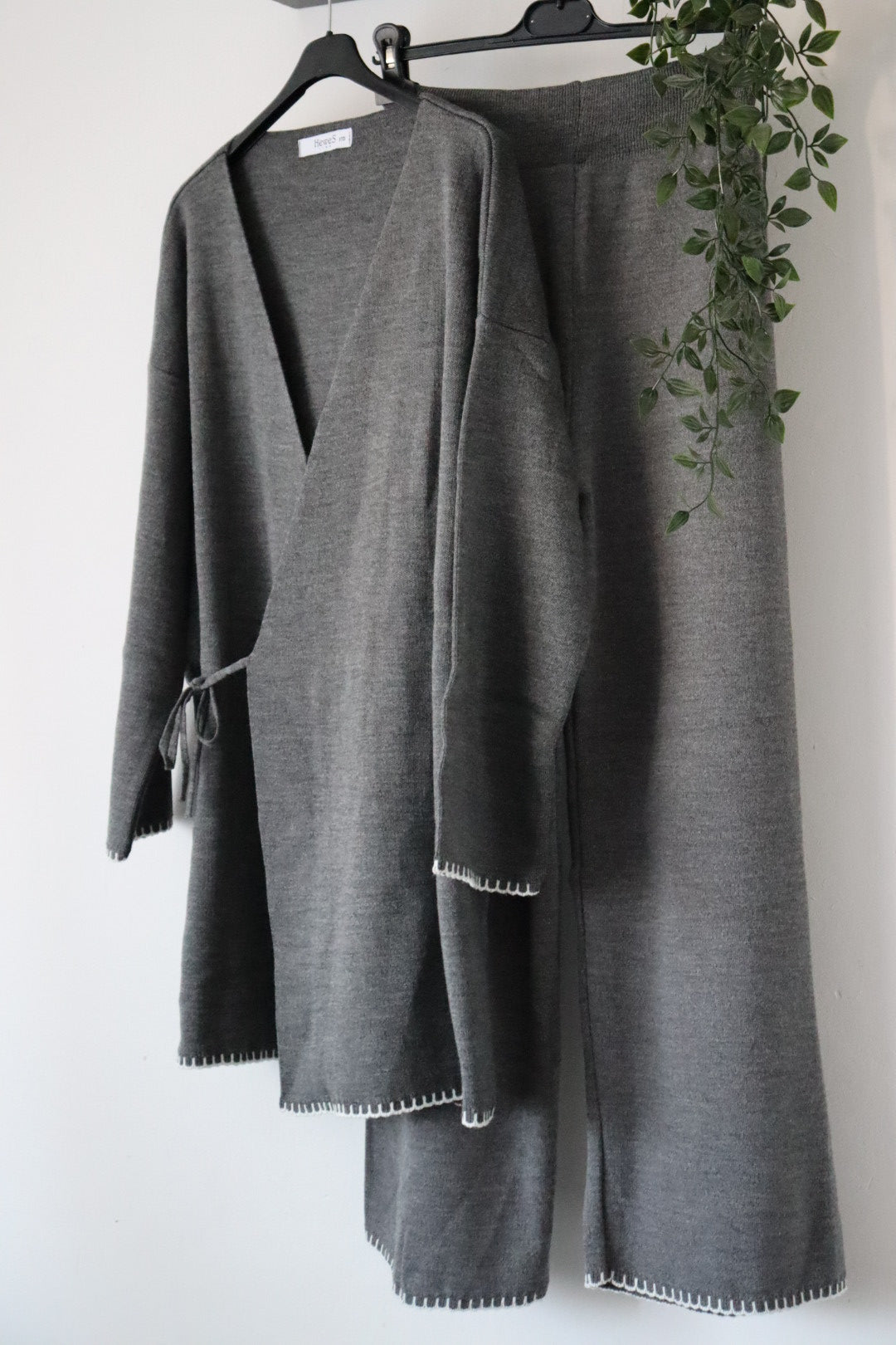 Damen Zweiteiler, Strick Oberteil/Hose Set mit Seitenbindung