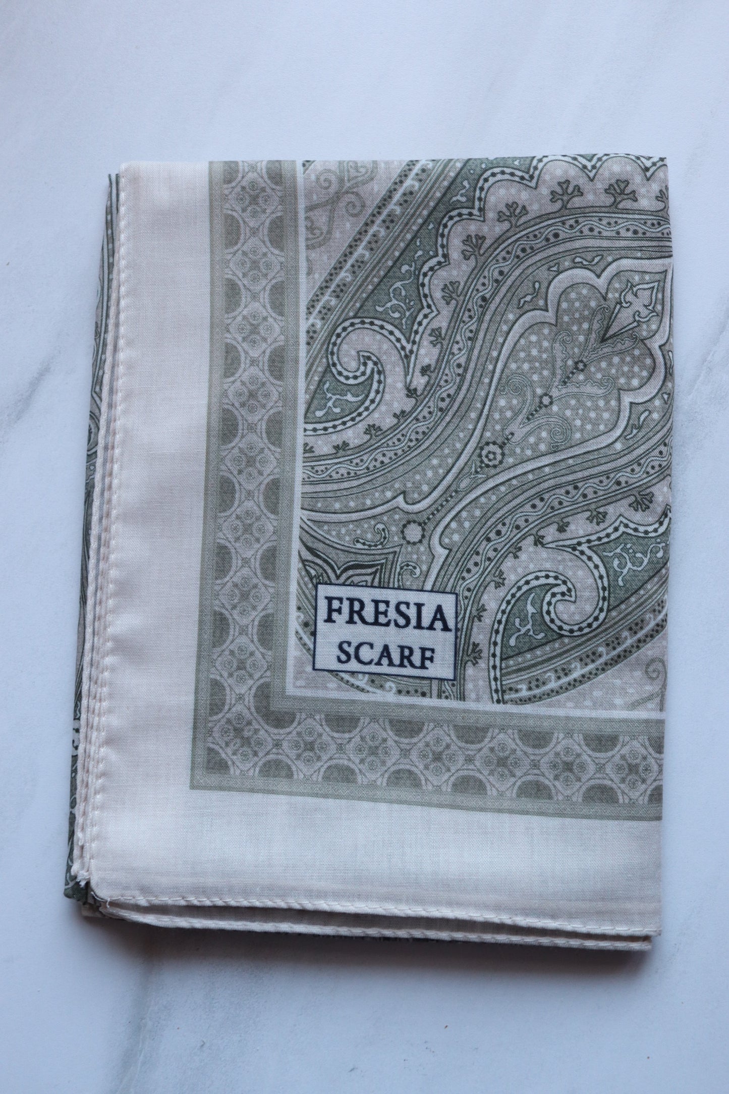 FRESIA-Scarf, Retro-Hijab Schal aus Seidenstoff/Baumwolle