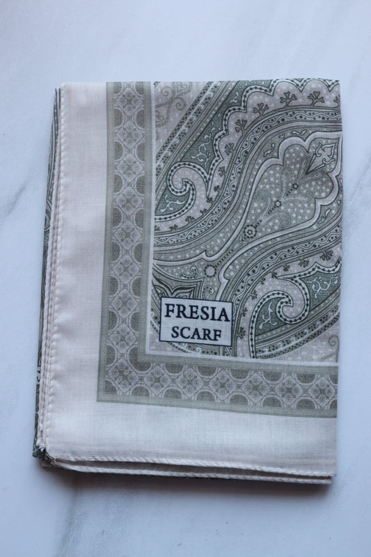 FRESIA-Scarf, Retro-Hijab Schal aus Seidenstoff/Baumwolle