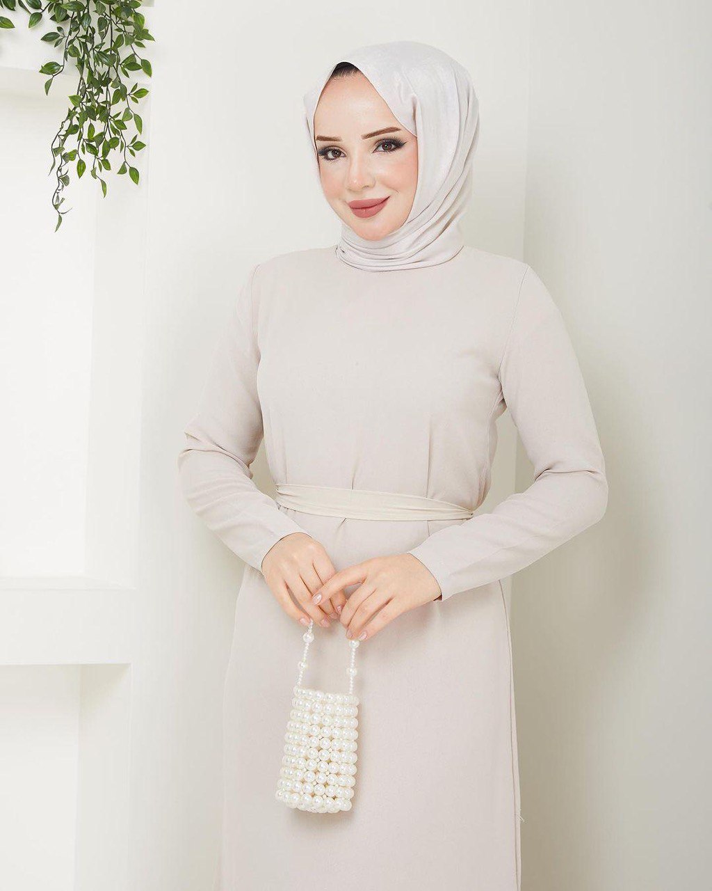 Damen Kleid mit Spitze