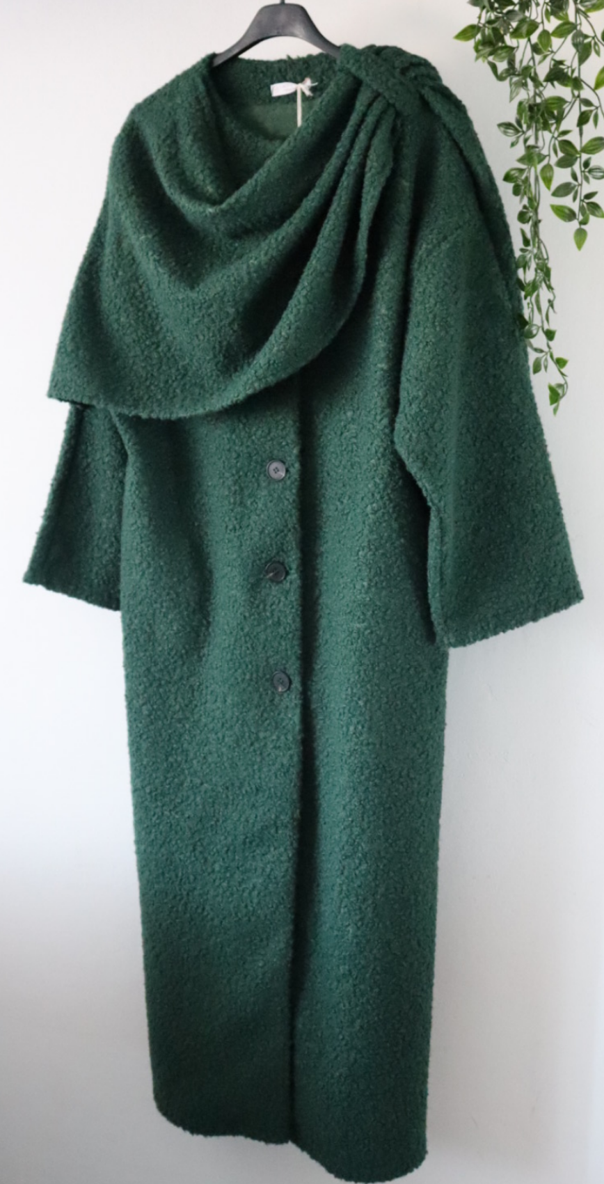 Damen langer Mantel mit integriertem Schal