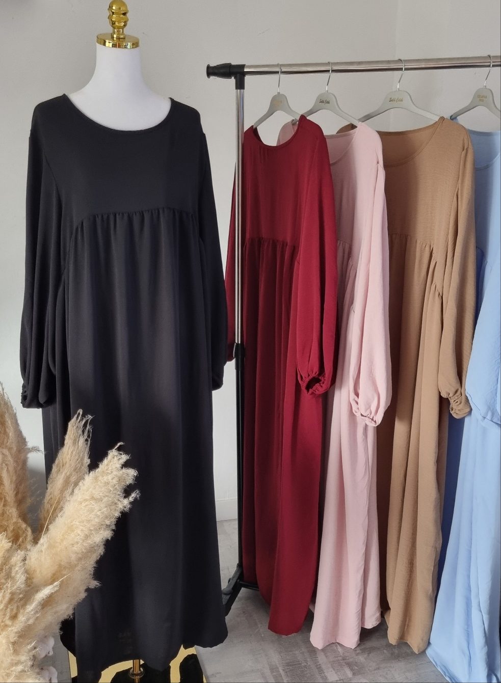 Women's abaya dress with balloon sleeves