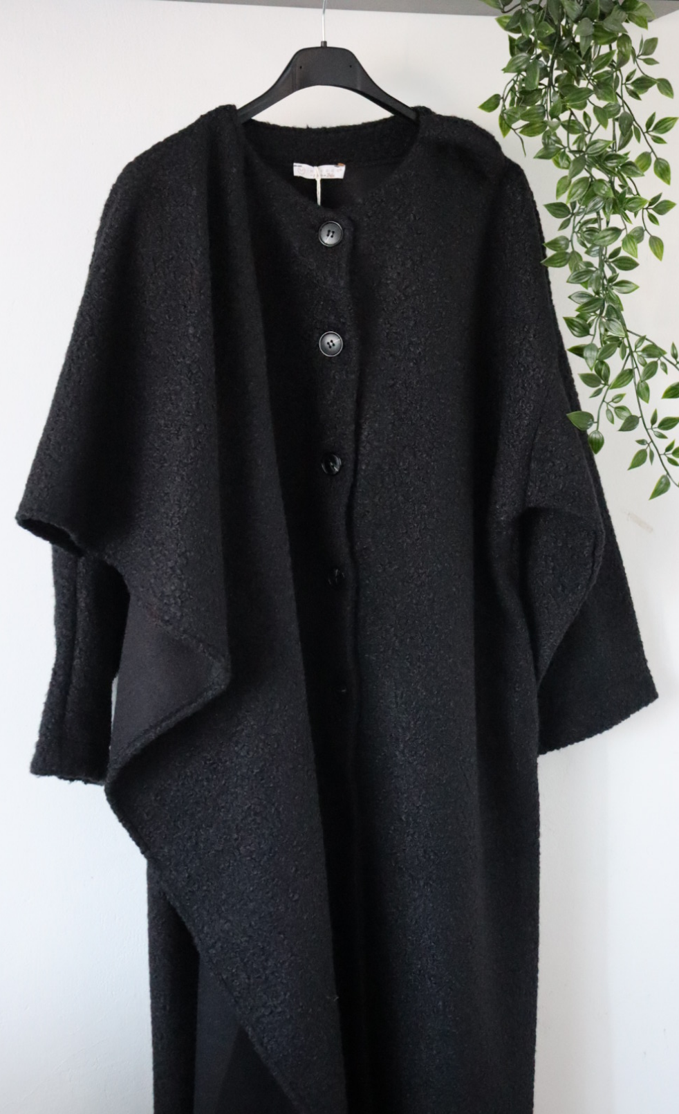 Damen langer Mantel mit integriertem Schal