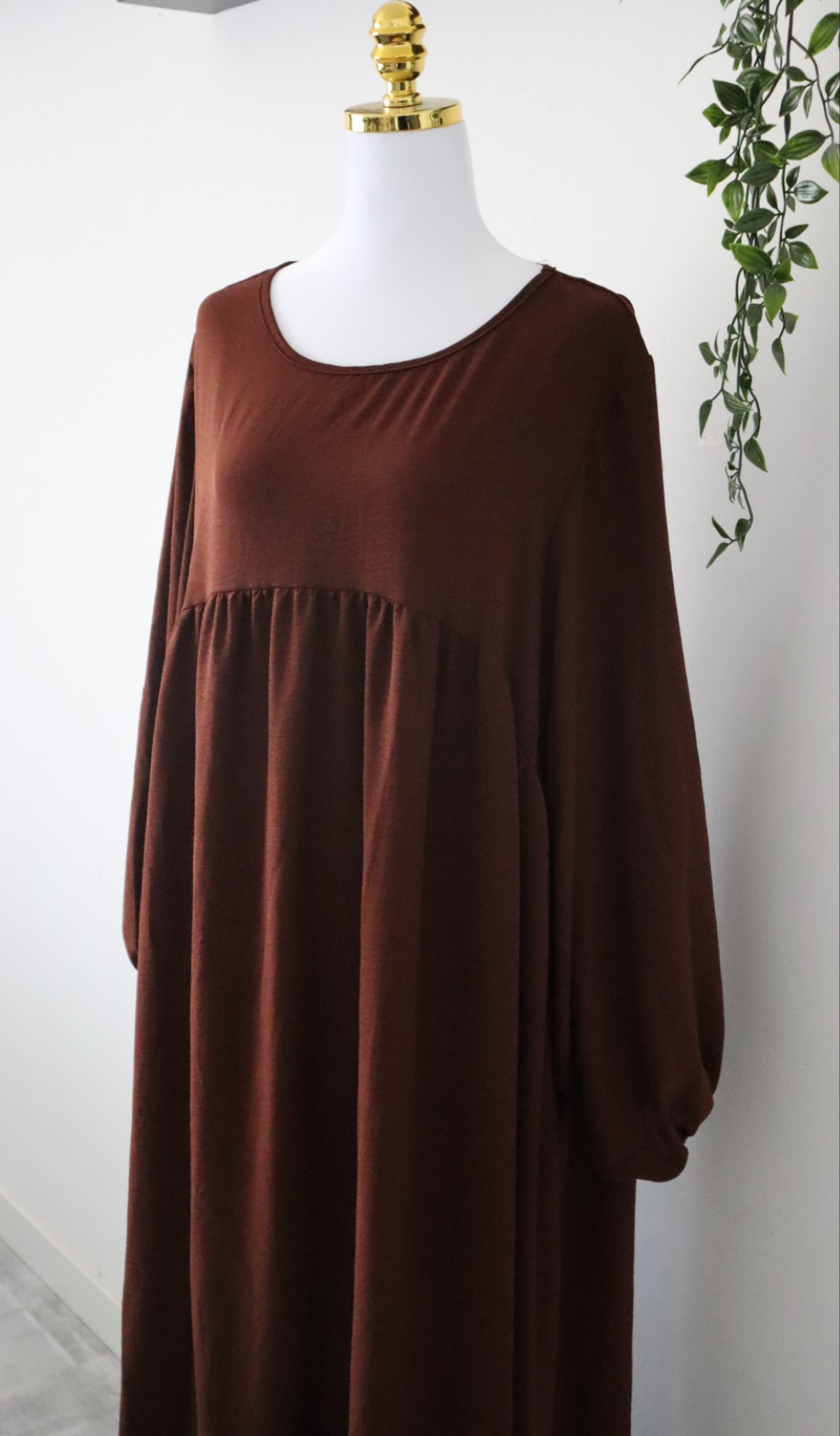 Women's abaya dress with balloon sleeves
