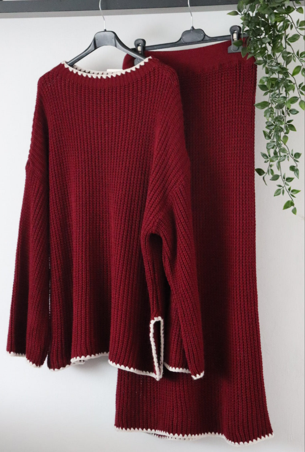 Women's two-piece, knitted top/skirt set