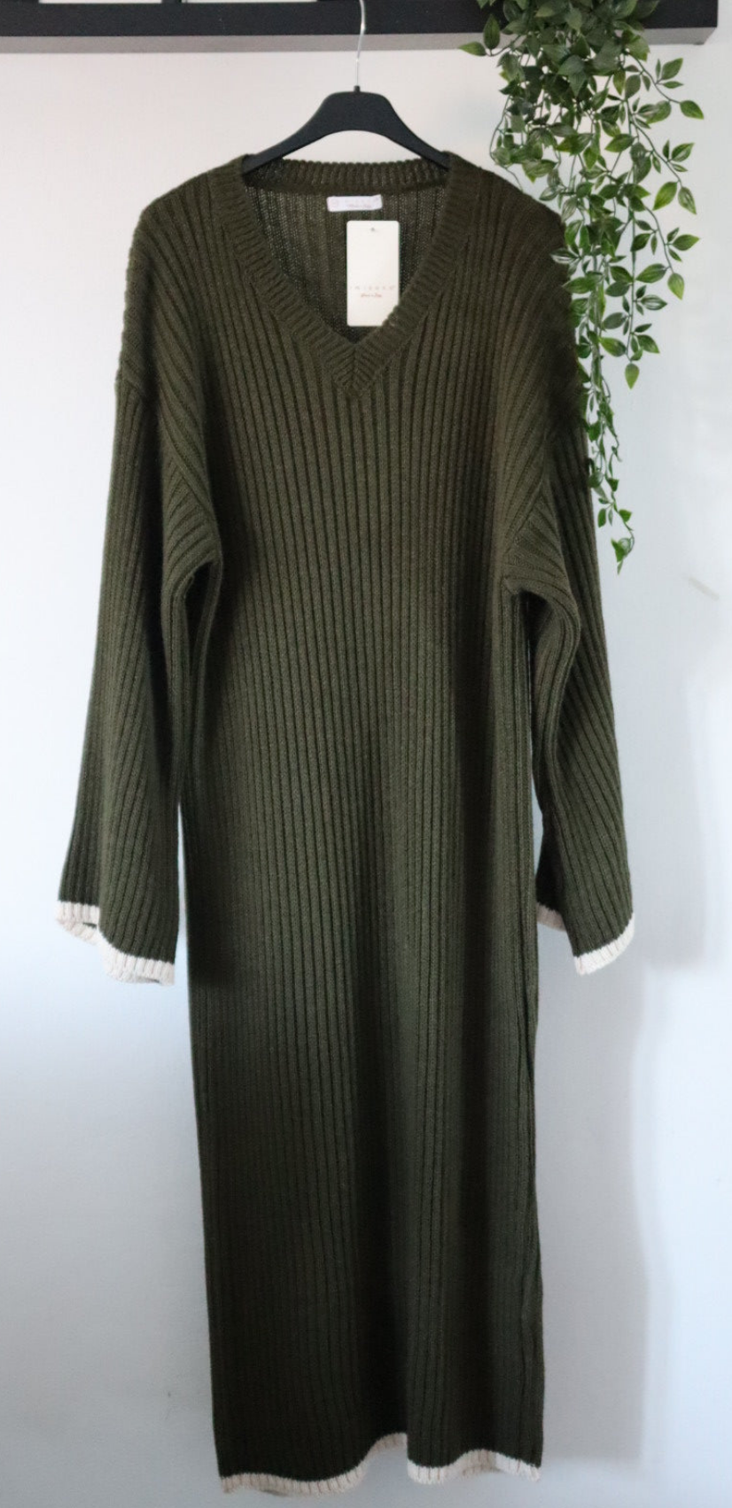 Damen Strickkleid mit weiten Ärmeln