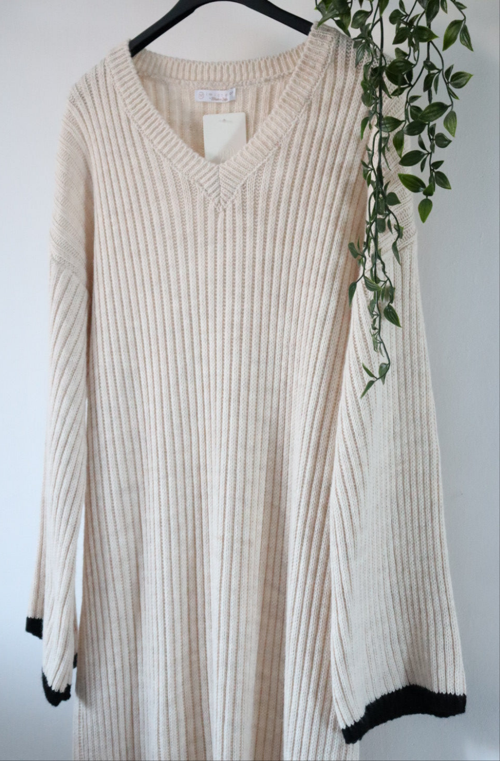 Damen Strickkleid mit weiten Ärmeln