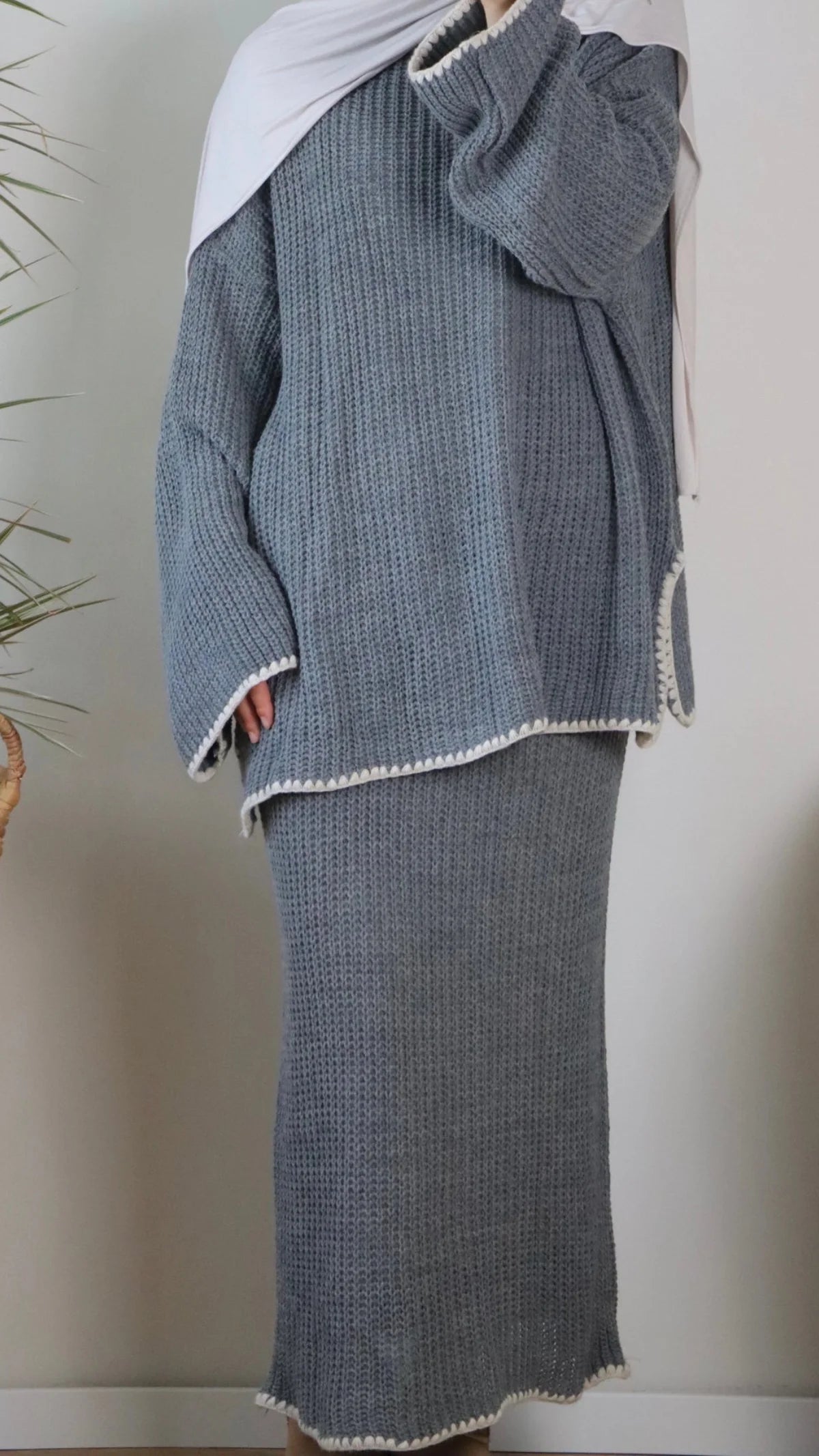Women's two-piece, knitted top/skirt set