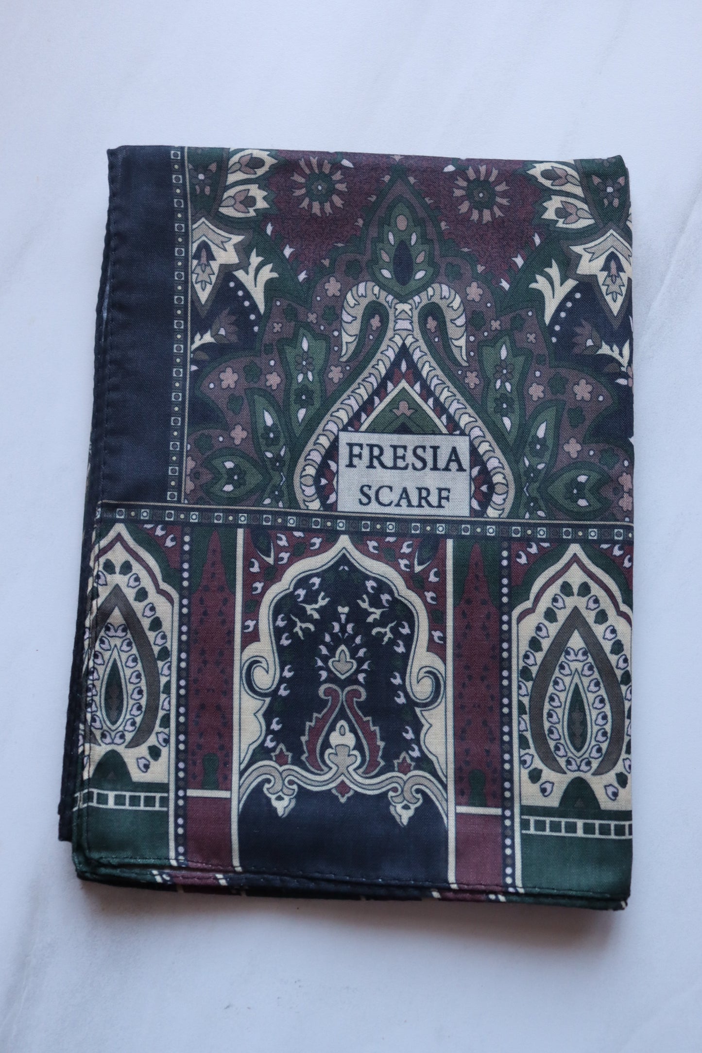 FRESIA-Scarf, Retro-Hijab Schal aus Seidenstoff/Baumwolle