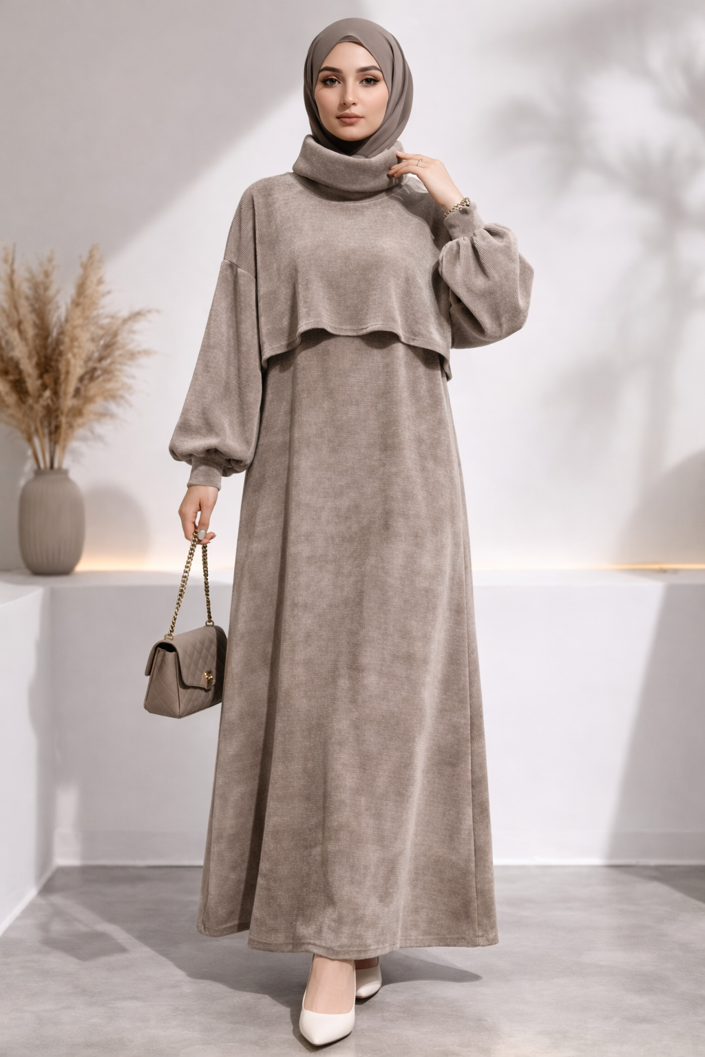 Zweiteiliges Kleid mit Bolero-Pullover,aus Samtstoff